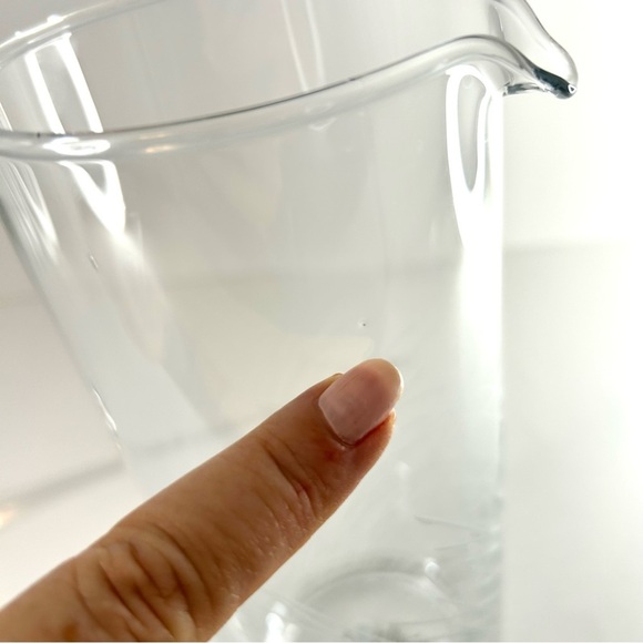 Pier 1 Hand Blown Martini Clear Etched Reed Pitcher Cocktail With Glass Stirrer - Picture 9 of 10